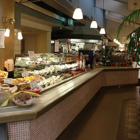 Aapiskukko Отель 3*