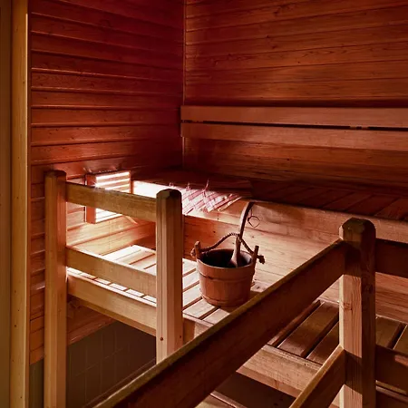 Aapiskukko Отель