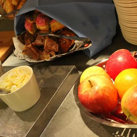 Aapiskukko Пялькяне